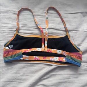 NWOT: Speedo Orange Floral Strappy Swim Sports Bra/Top - Small